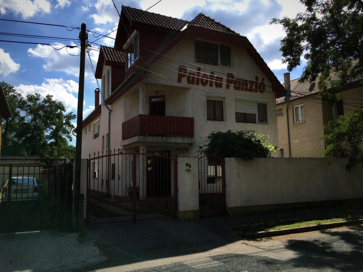 לינה וארוחת בוקר בודפשט Palota Panzio מראה חיצוני תמונה